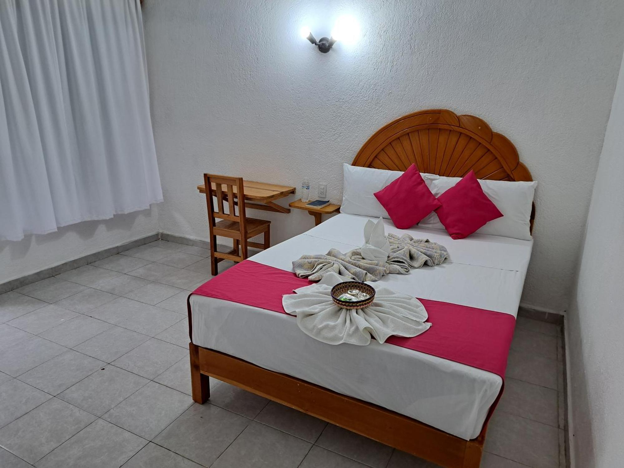 Quinta Paraiso Hotel